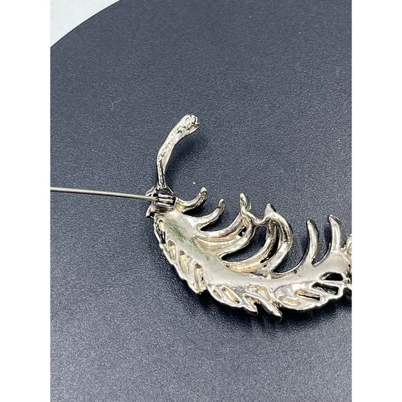Vintage Silver Tone Dotted Feather  Brooch unsigned - Picture 6 of 11